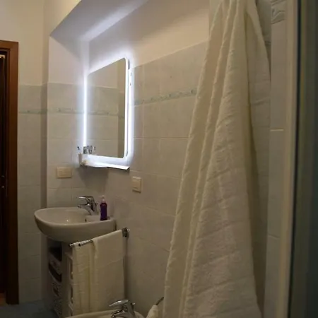 Maison Verika Lägenhet Chiavari